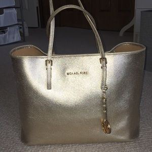 Gold Michael Kors Jet Set Tote